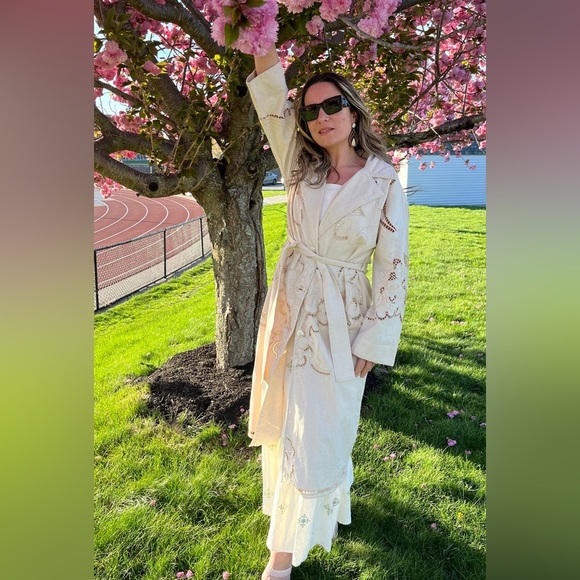 NWT Avec Les Filles Linen Blend
Trench Coat size S
🚨 FINAL PRICE NO OFFER ACCEPT - Picture 2 of 14